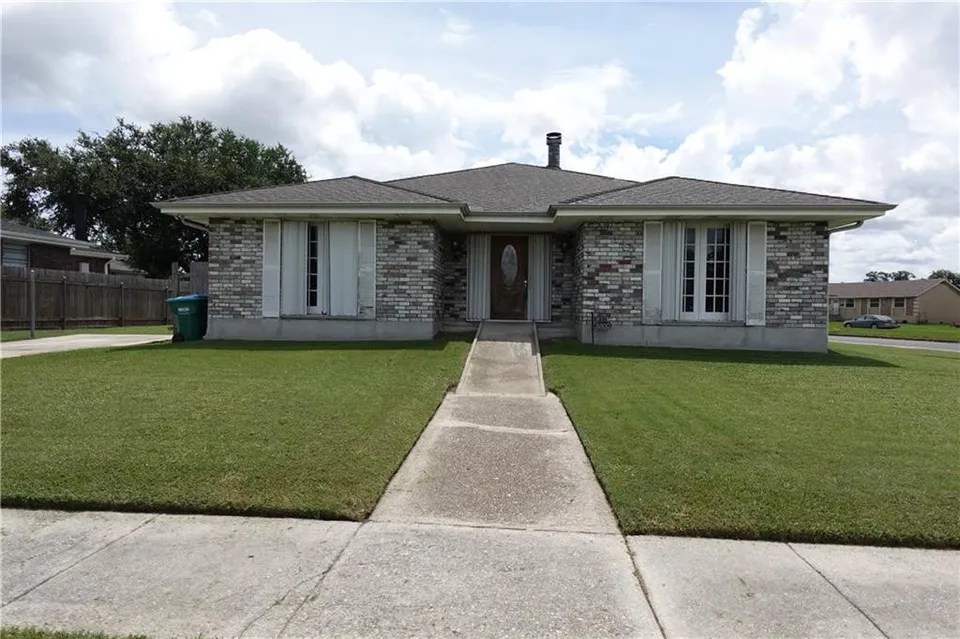 For Sale 3300 Galan Dr, Kenner, LA 70065