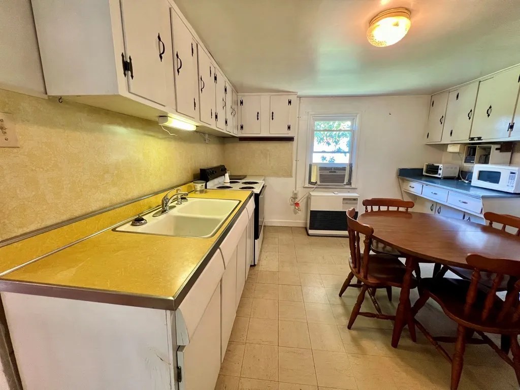 For Sale 2202 Harryhogan Rd, Callao, VA 22435