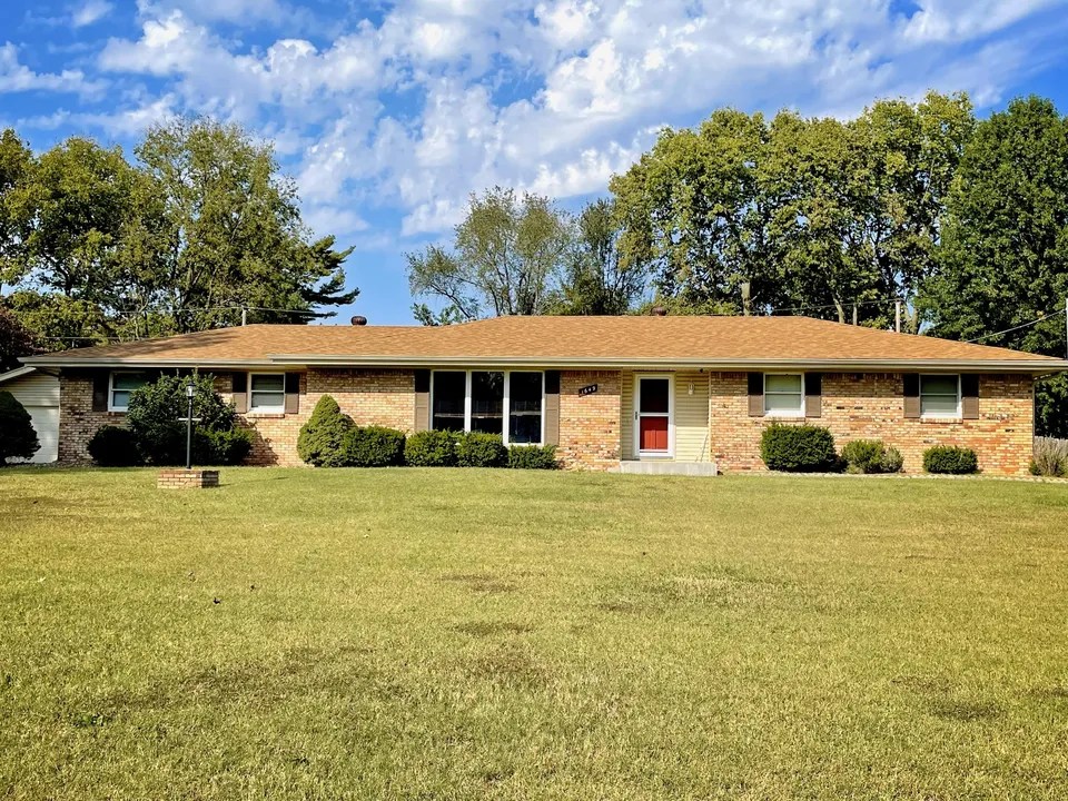 1649 E Richmond St, Springfield, MO 65804 340,000