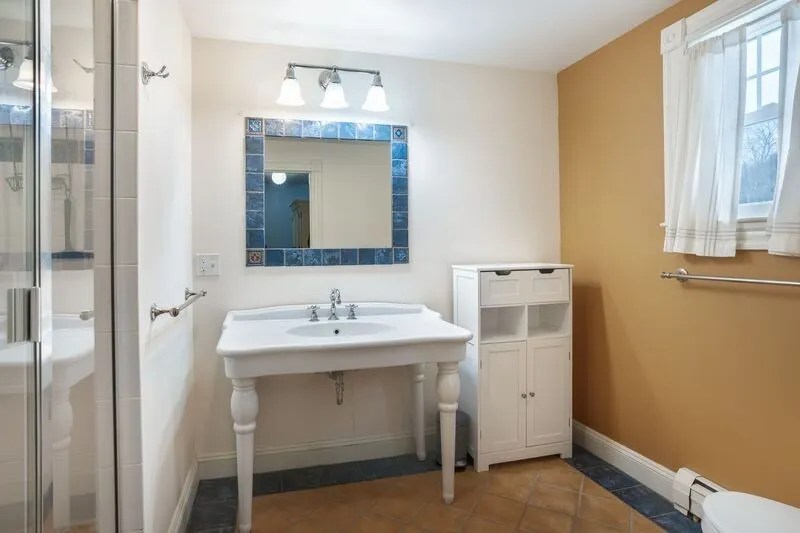 77 Oak Ridge Rd, Biddeford, ME 04005 Home for Rent