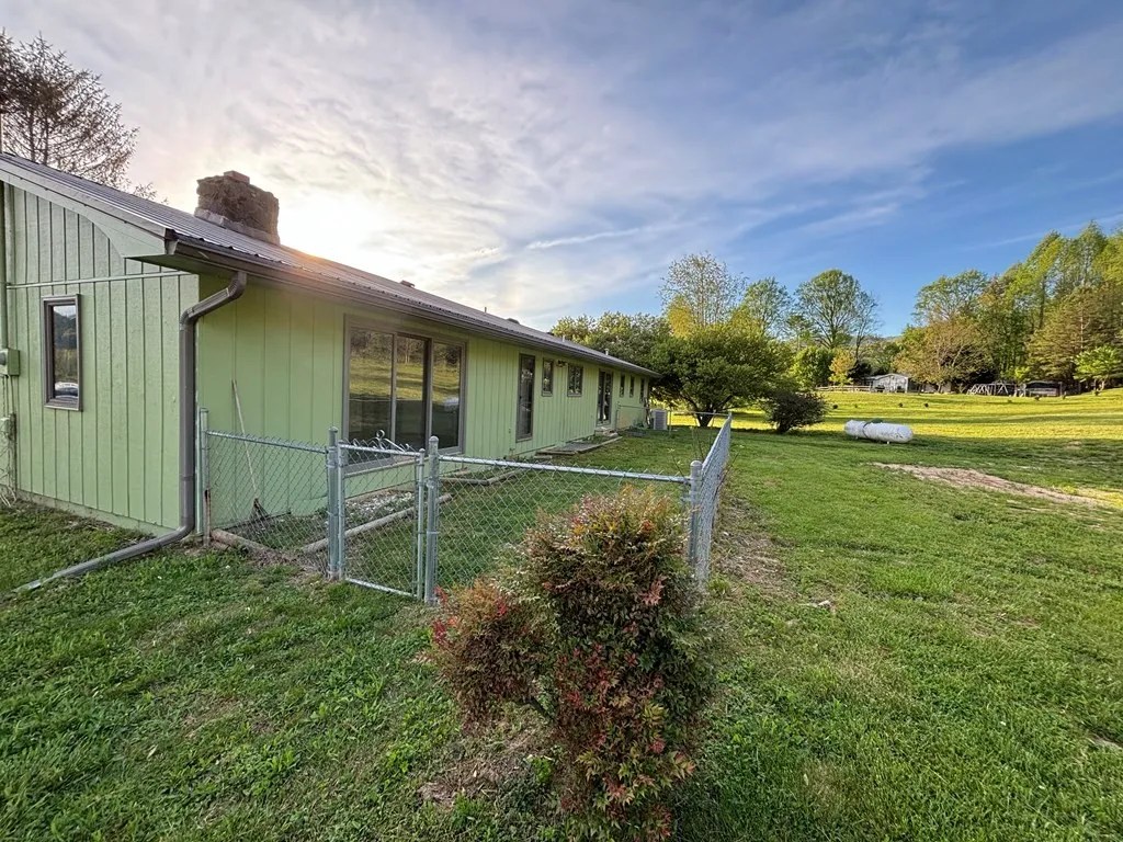 For Sale 1805 Stewart Rd, Andrews, NC 28901