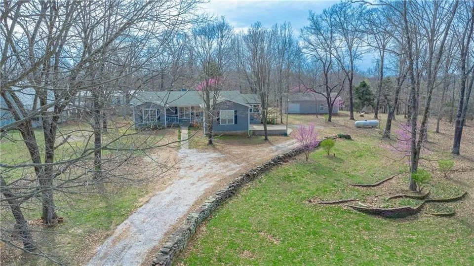 22029 Highway 62, Garfield, AR 72732