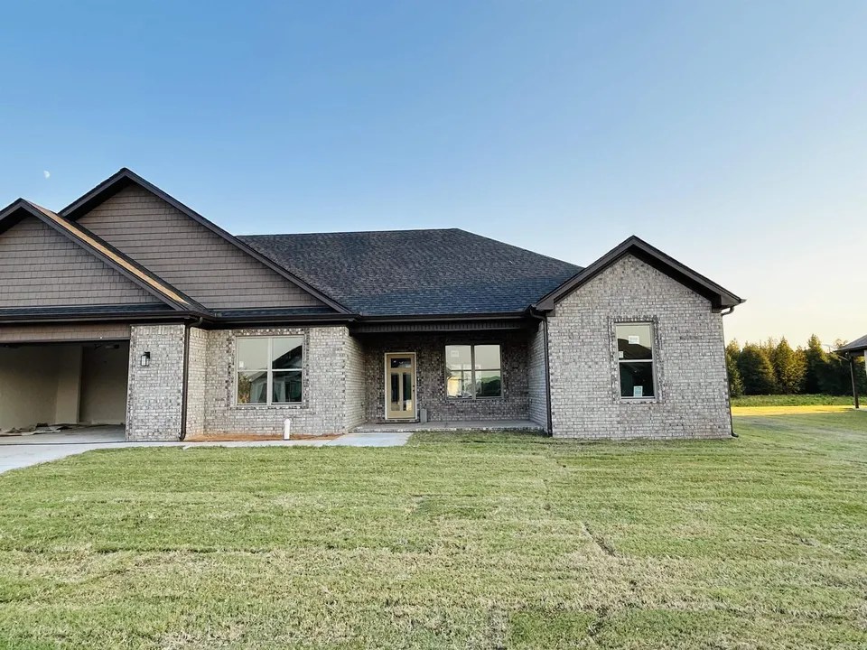 2336 Lakewood Cir, Cabot, AR 72023 439,900