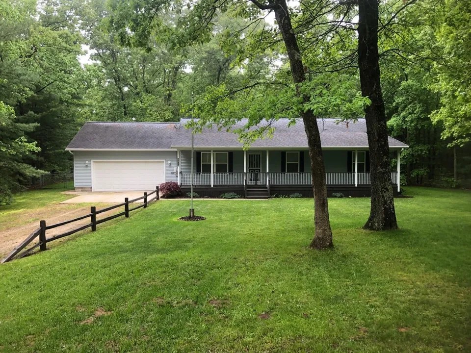 6515 Dalson Rd, Twin Lake, MI 49457