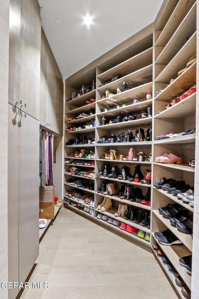 212 Everest Dr, El Paso, TX 79912