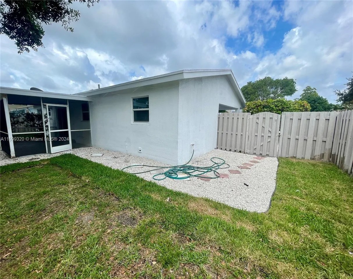 4940 NE 22nd Ave, Lighthouse Point, FL 33064 Home for Rent