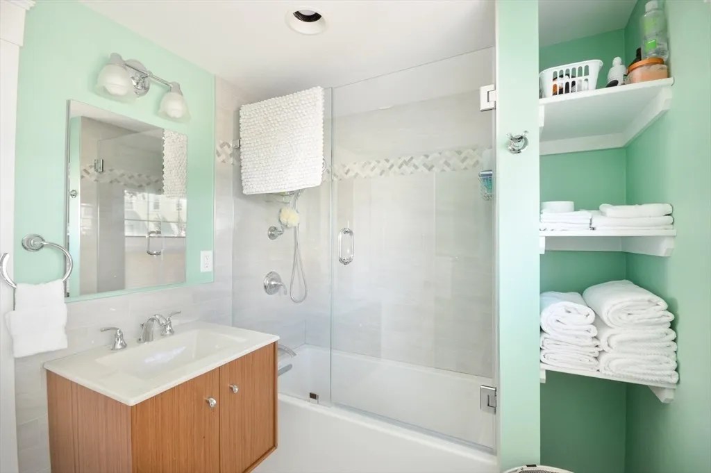 149 Washington Ave, Winthrop, MA 02152