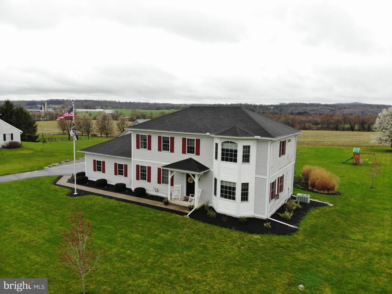 3141 N Colebrook Rd, Manheim, PA 17545