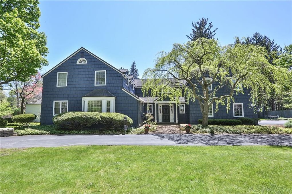 1066 Allens Creek Rd, Rochester, NY 14618