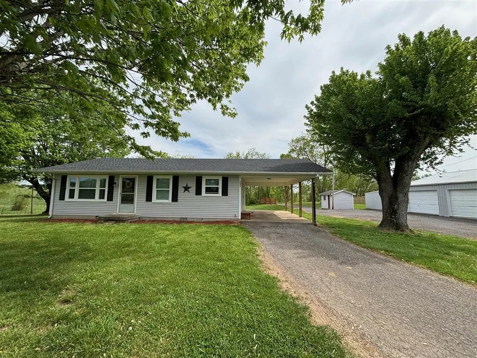 2096 Brownsford Rd, Scottsville, KY 42164