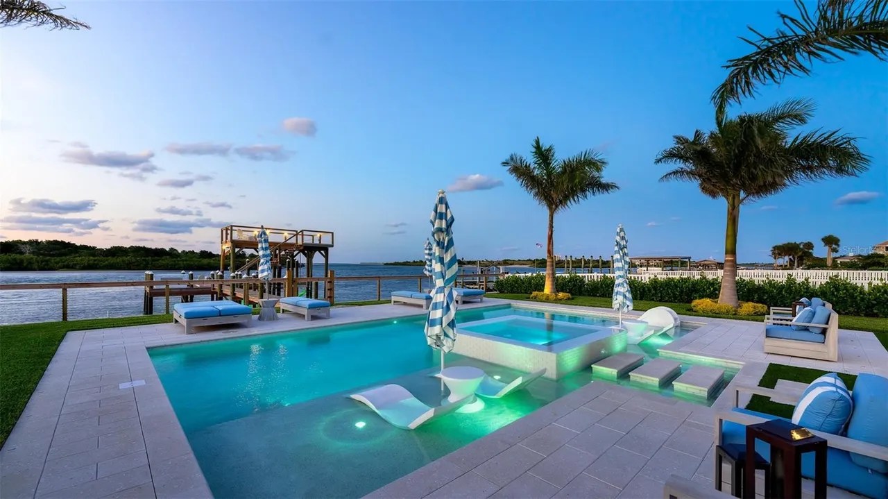 For Sale 103 Cunningham Dr, New Smyrna Beach, FL 32168