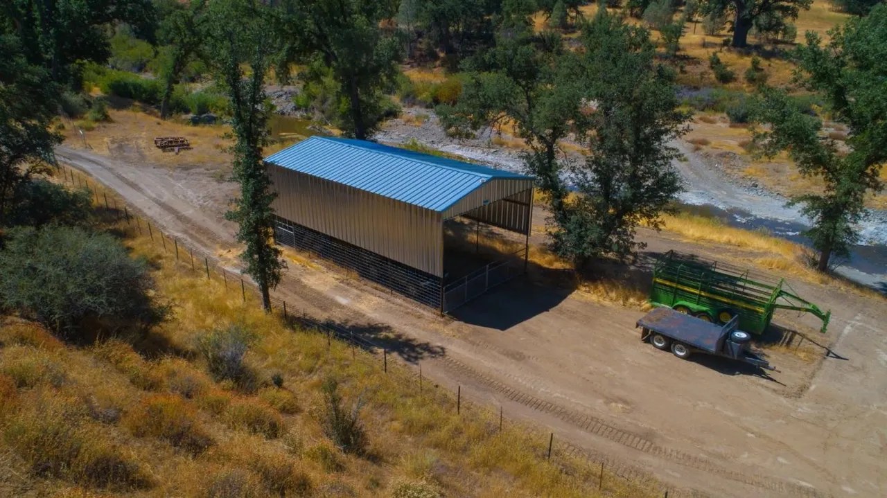 For Sale 20505 Coalinga Rd, Paicines, CA 95043