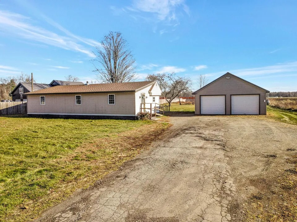 82 Smithfield Rd, Norridgewock, ME 04957