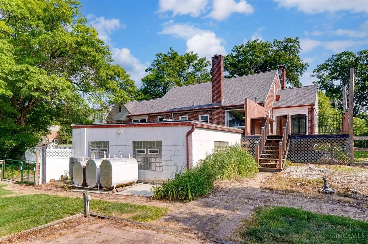 For Sale 3065 Kleeman Ct, Green Township, OH 45211