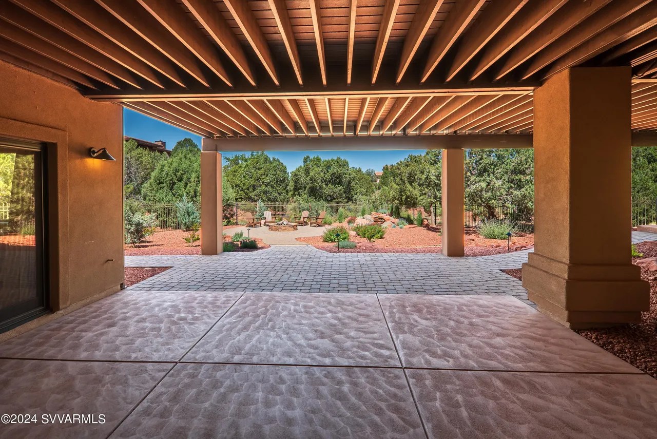 For Sale 150 Rimstone Cir, Sedona, AZ 86336