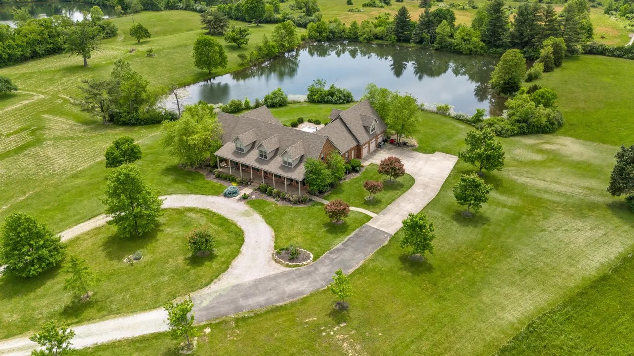 For Sale 1323 Pea Ridge Rd, Frankfort, KY 40601