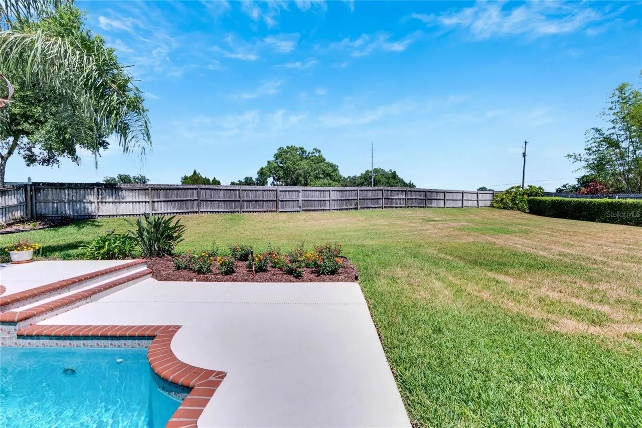3434 Silver Meadow Way, Plant City, FL 33566
