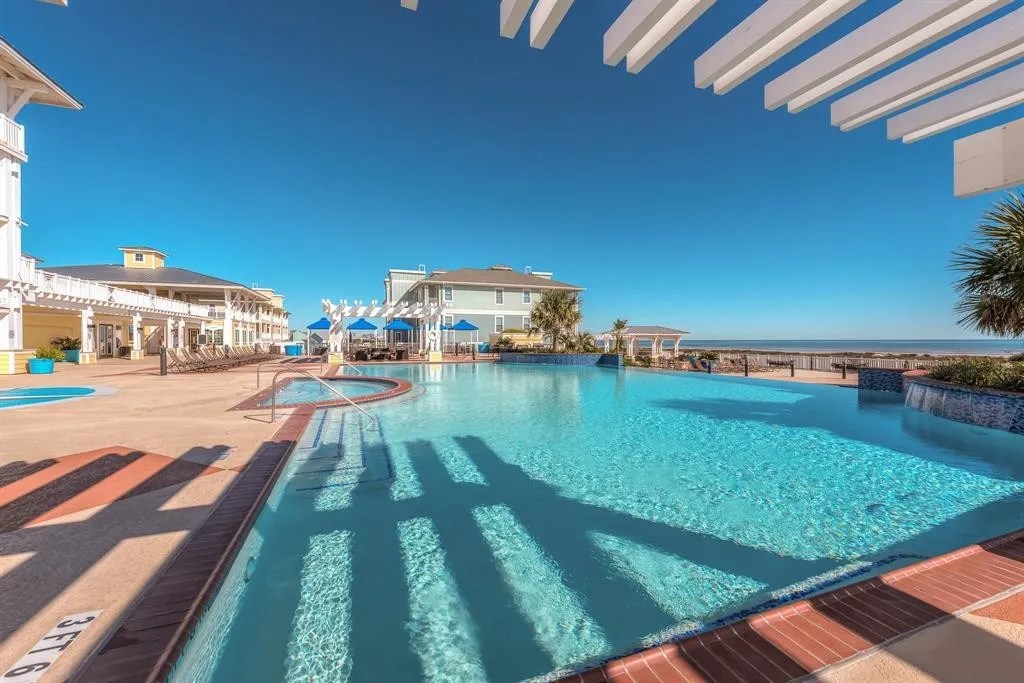 26451 Cat Tail Dr Unit 101, Galveston, TX 77554