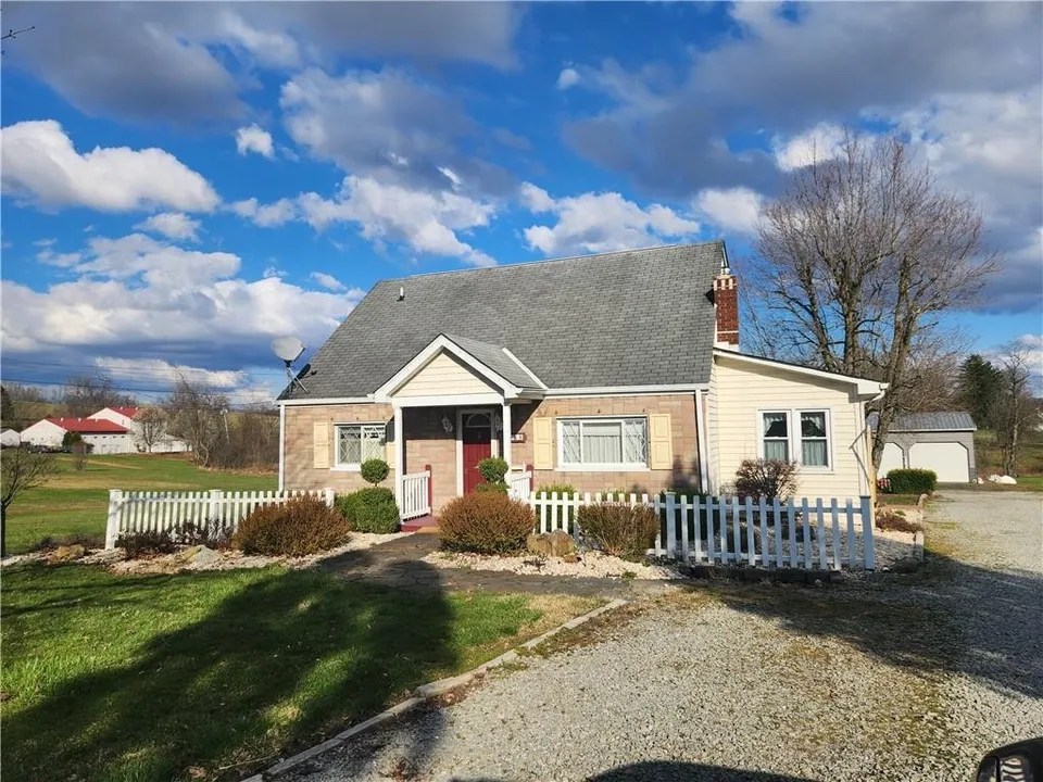 509 Mahen Ln, Apollo, PA 15613