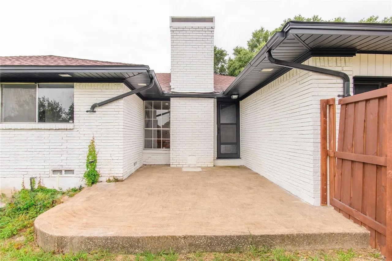 For Sale 3210 Bonnie View Rd, Dallas, TX 75216