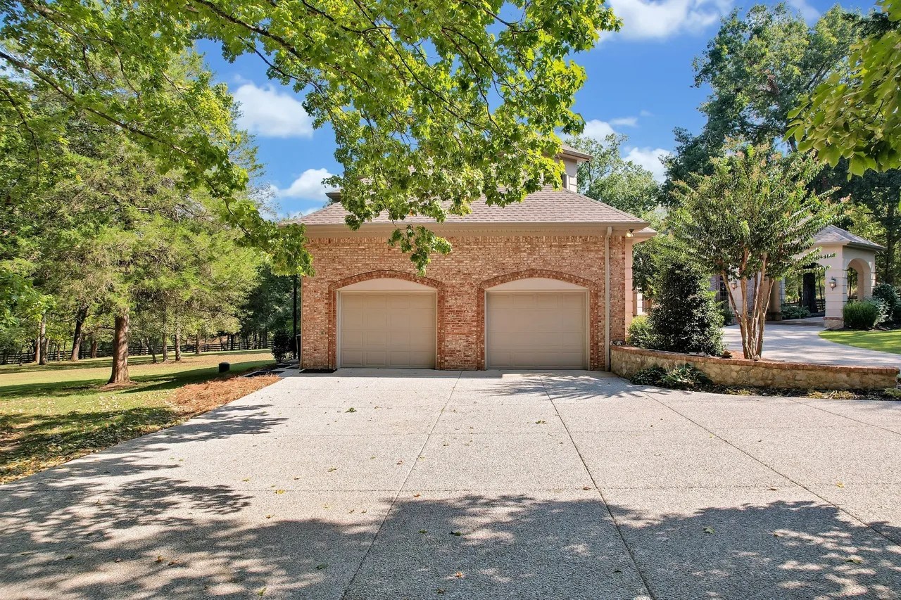 1745 Mann Rd, Lebanon, TN 37087 1,650,000