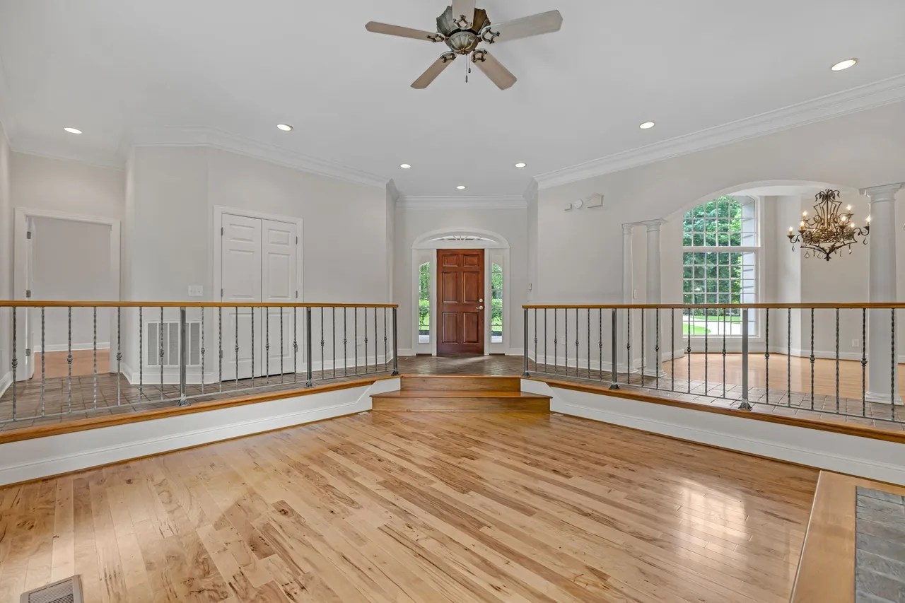 1745 Mann Rd, Lebanon, TN 37087 1,650,000