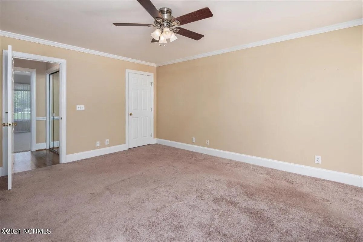 For Sale 4002 Treetops Cir, Winterville, NC 28590