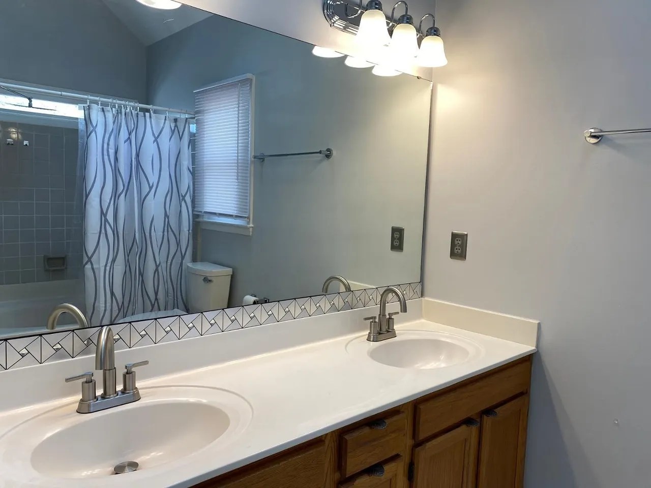 2713 Moorsfield Ct, Raleigh, NC 27604 Home for Rent