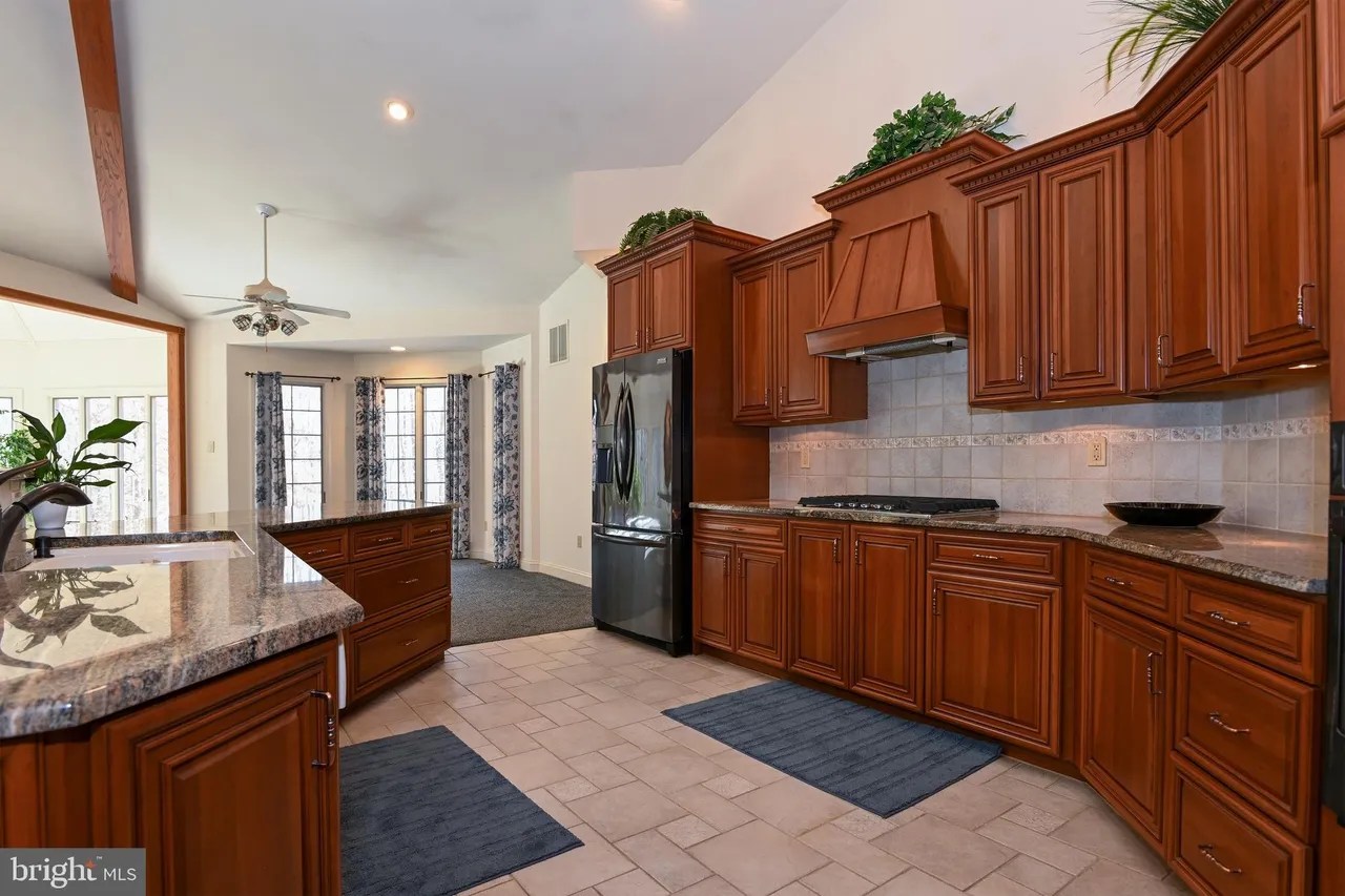 73 Pierson Rd, Woodstown, NJ 08098