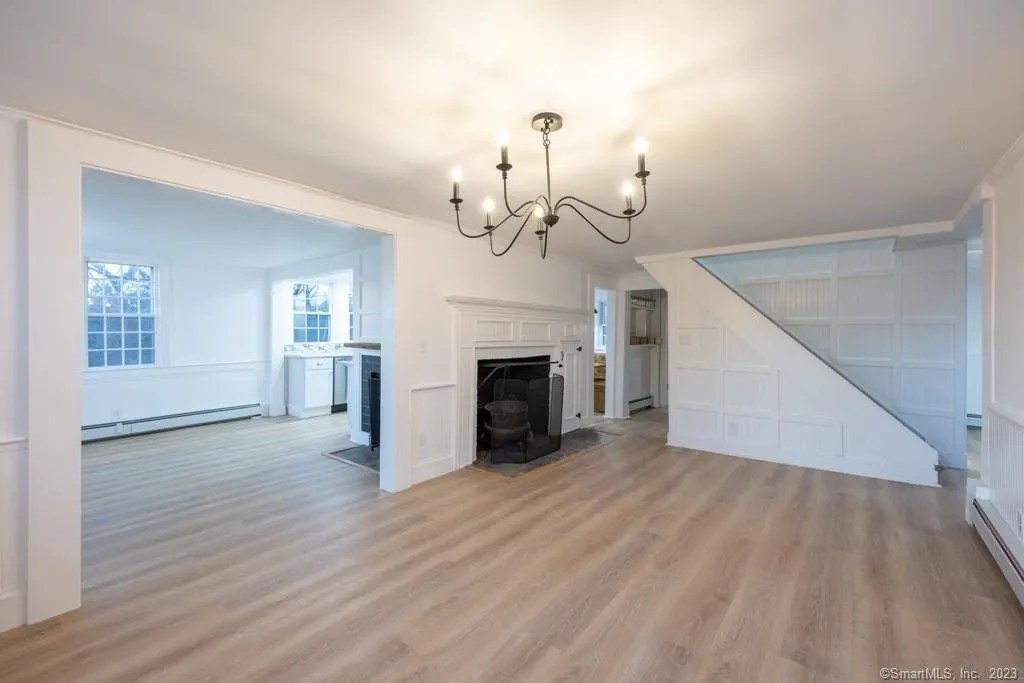 49 Center St, Wolcott, CT 06716