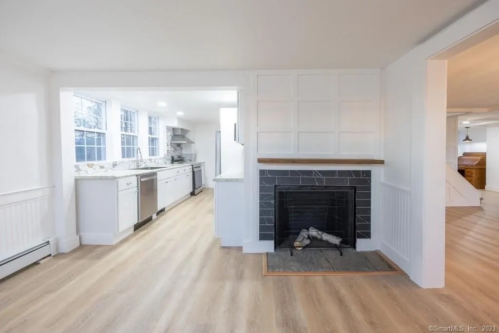 49 Center St, Wolcott, CT 06716