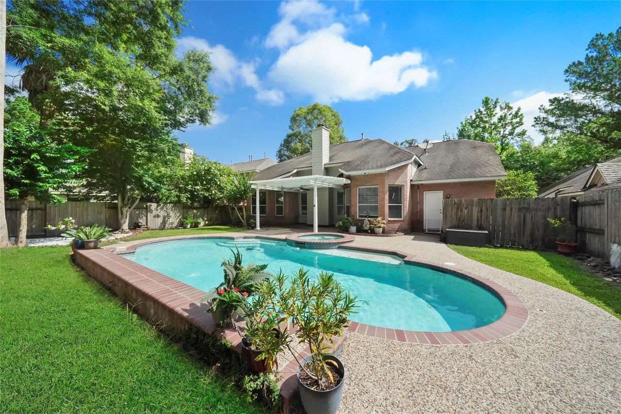 For Sale 3123 Willow Wood Trl, Kingwood, TX 77345