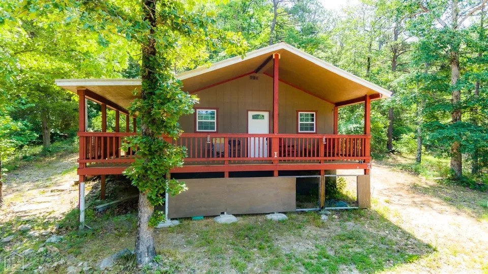 4221 Sandmine Rd, Melbourne, AR 72556