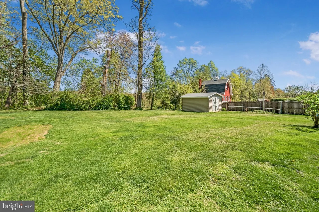 850 Yardville Allentown Rd, Hamilton, NJ 08620