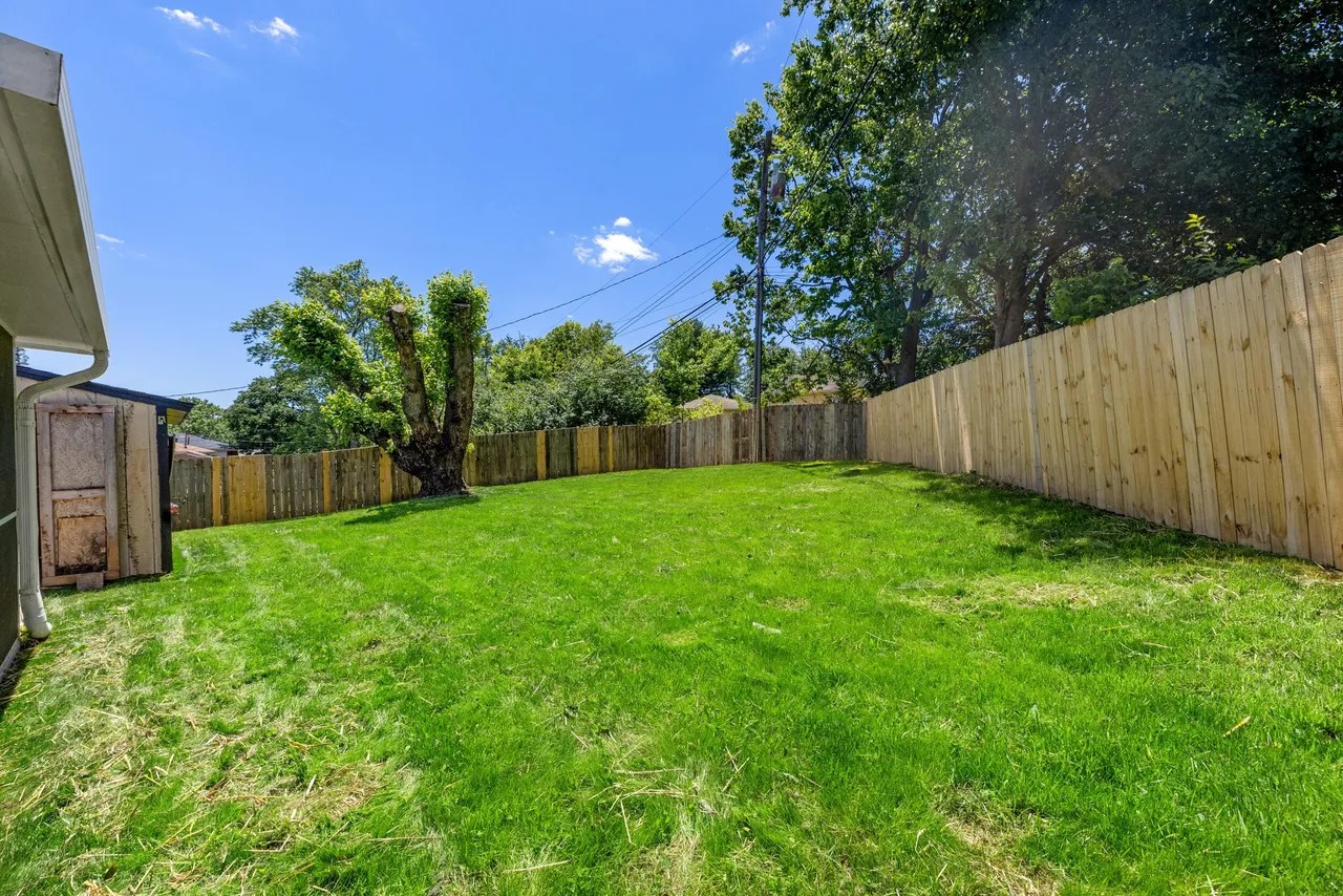 For Sale 1149 Caywood Dr, Lexington, KY 40504