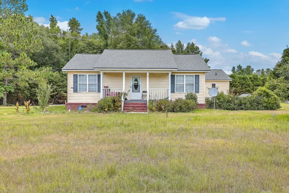 For Sale 135 Green Acres Rd, Harleyville, SC 29448