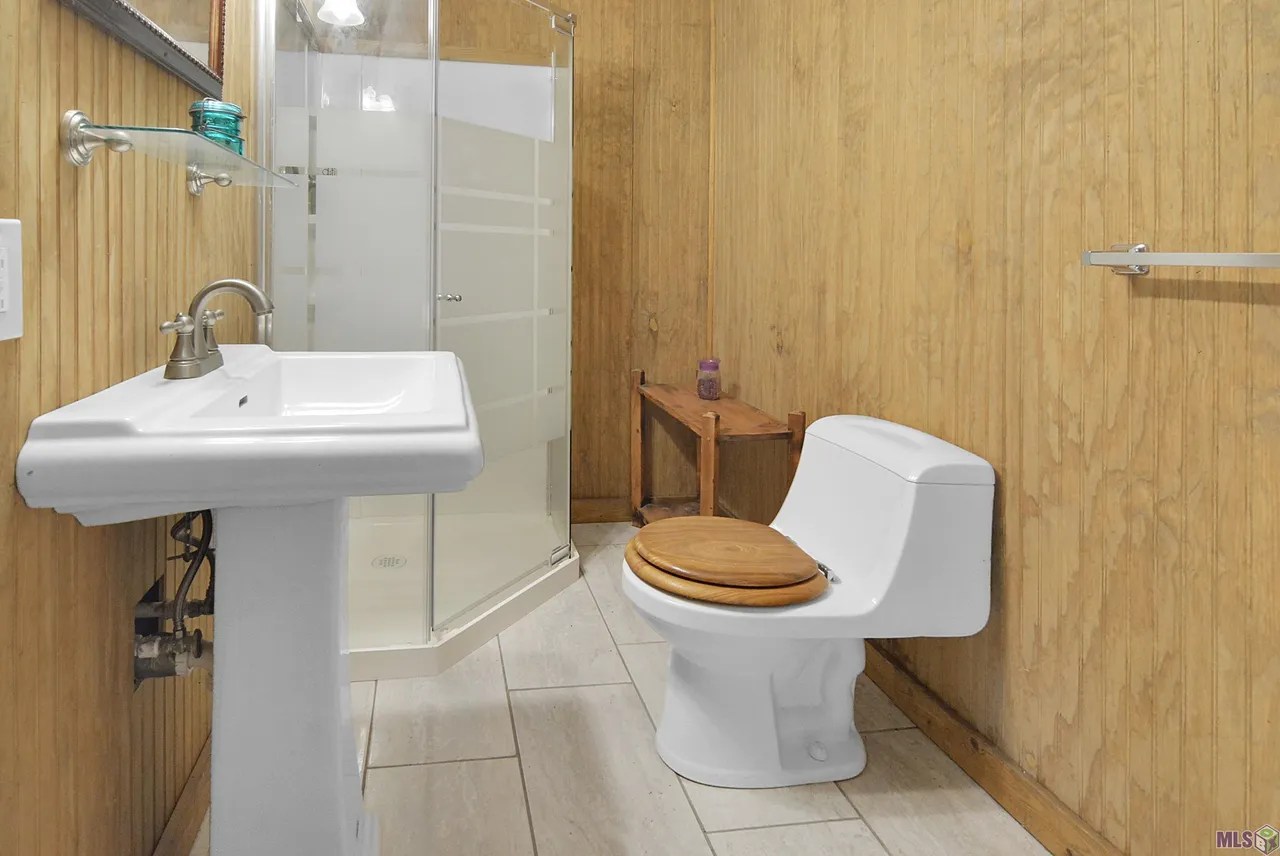 For Sale 22874 LA Highway 1032, Denham Springs, LA 70726