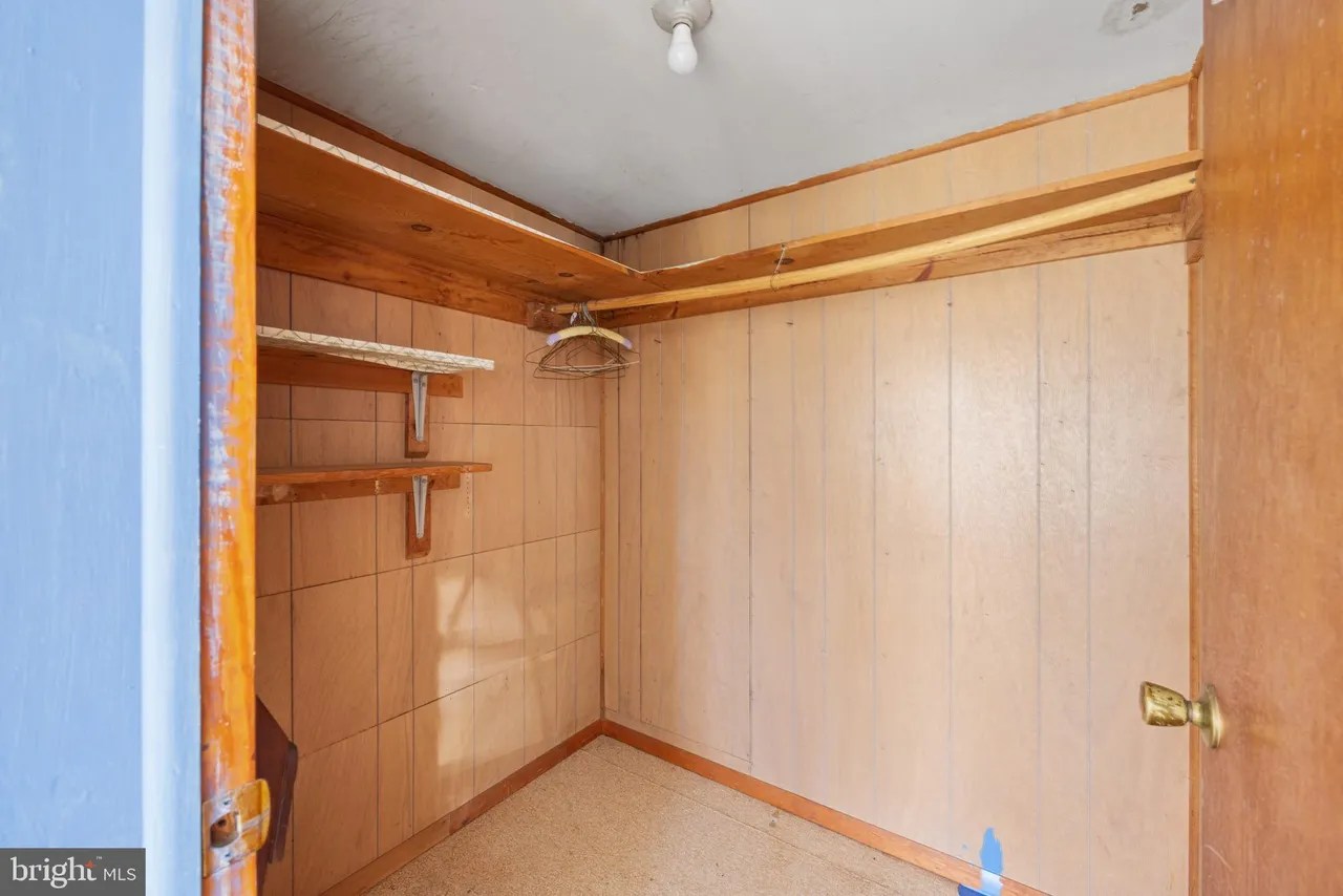 21400 Sinclair Ave, Tilghman, MD 21671