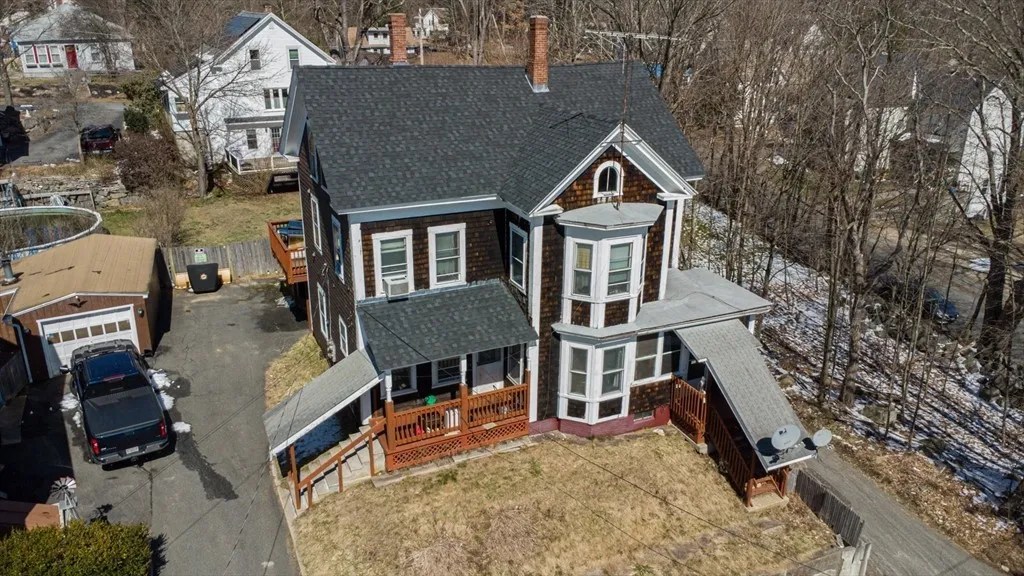 35 Summer St, Orange, MA 01364