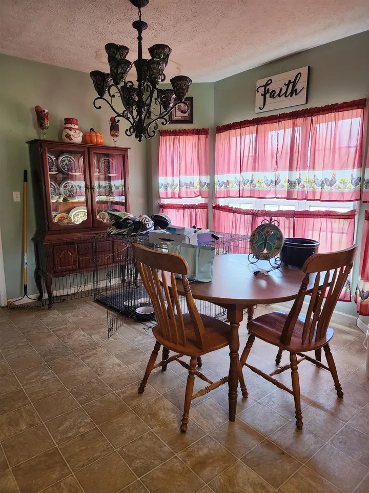 413 Tulu Ln, Michie, TN 38357
