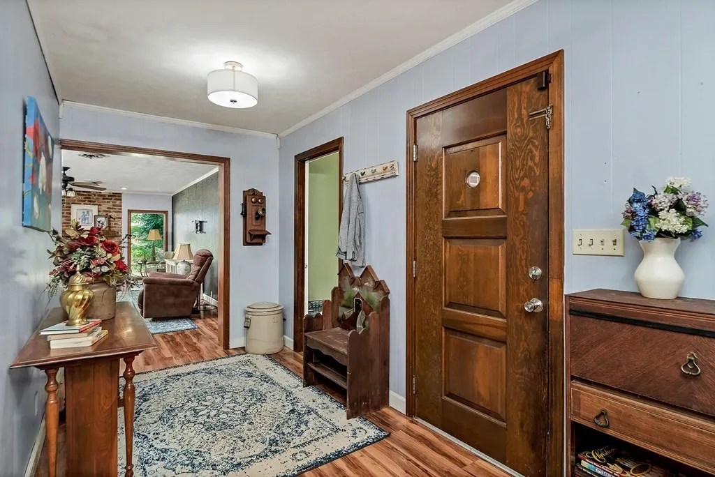 For Sale 610 Polk St, Sparta, TN 38583