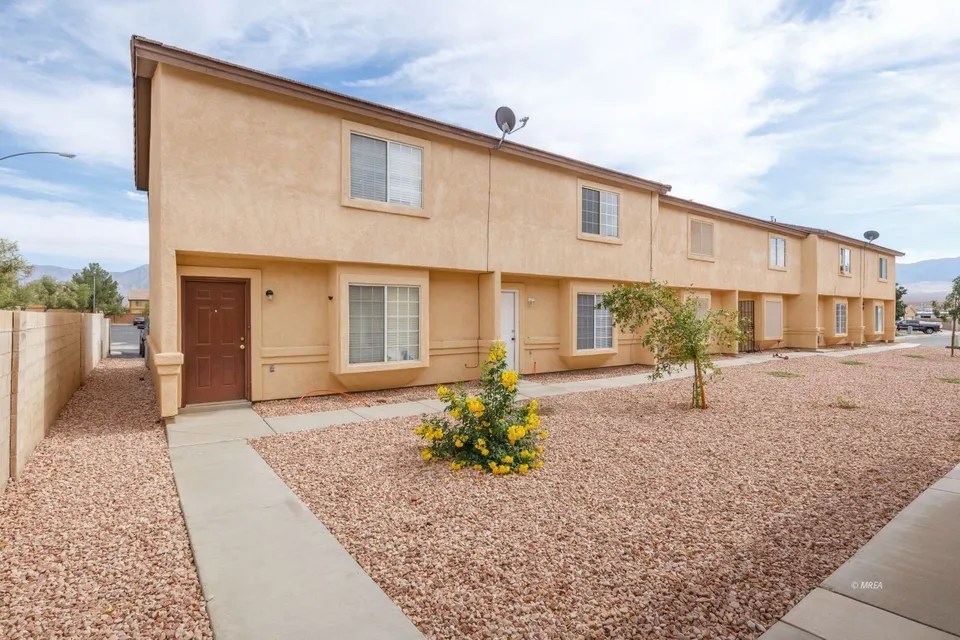 775 Moss Dr Apt 8, Mesquite, NV 89027 188,500