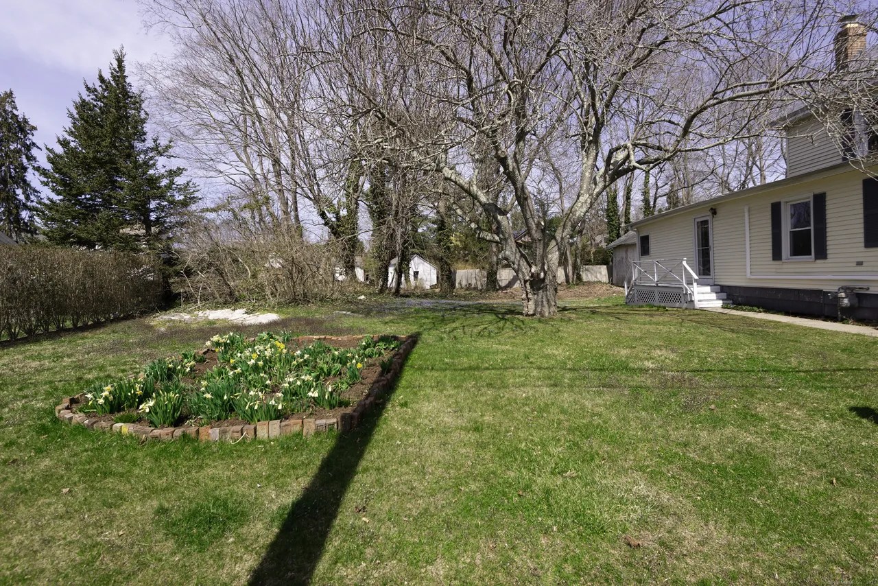 148 Broad St, Guilford, CT 06437