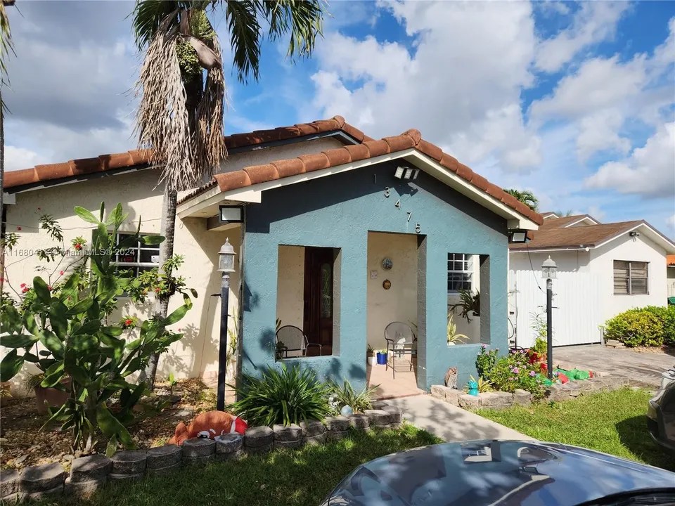 13475 SW 38th Ln, Miami, FL 33175 639,000