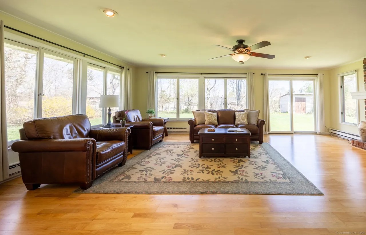 For Sale 466 Juniper Ln, Cheshire, CT 06410