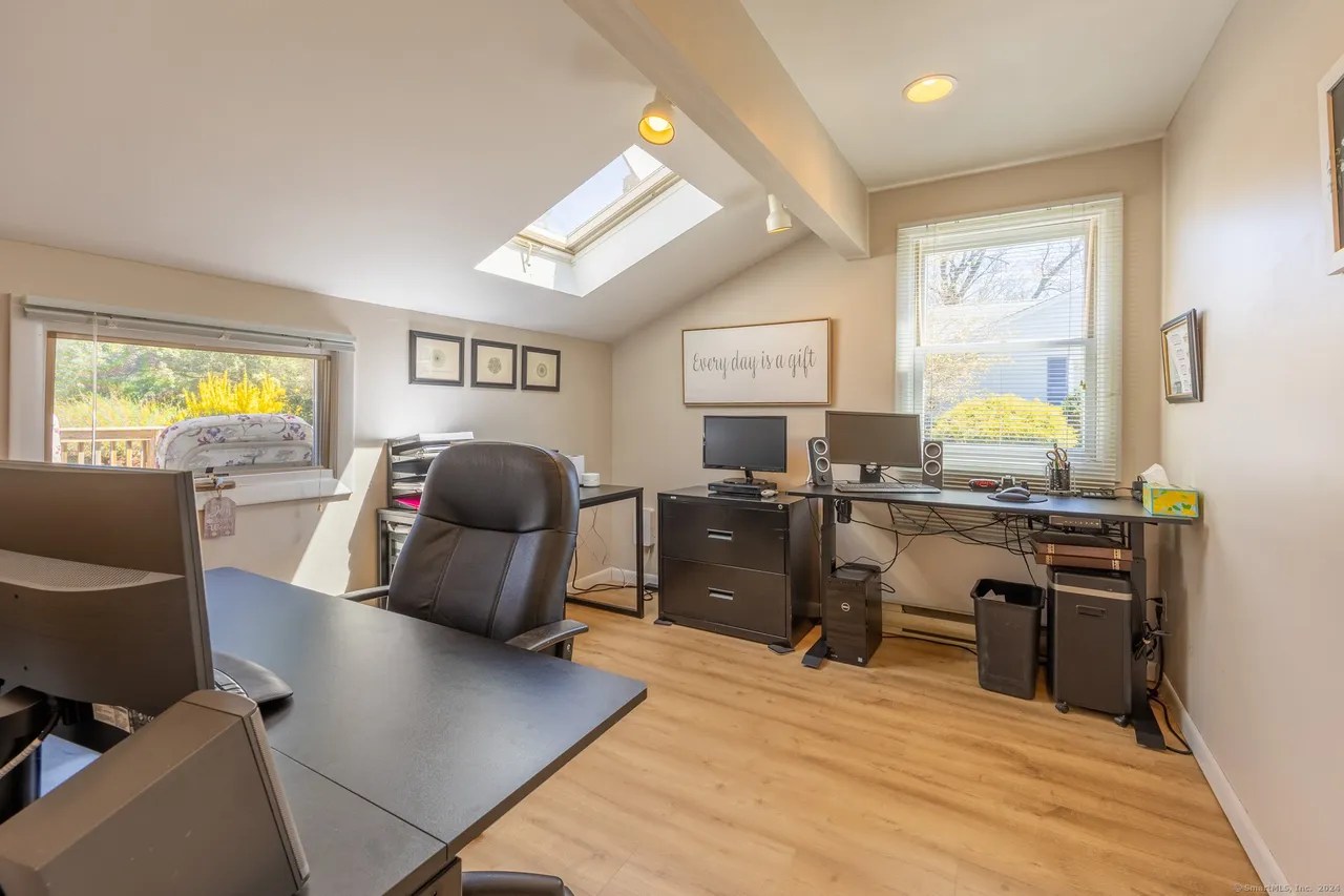 For Sale 466 Juniper Ln, Cheshire, CT 06410