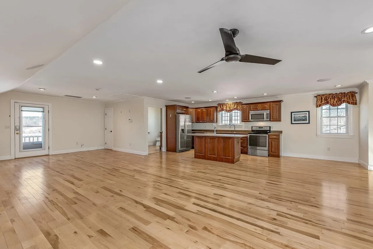 607 Old Wellington Rd Unit A, Manchester, NH 03104