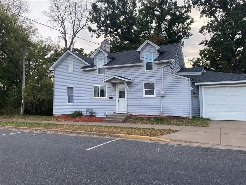 501 2nd St W Unit 1, Menomonie, WI 54751 159,000