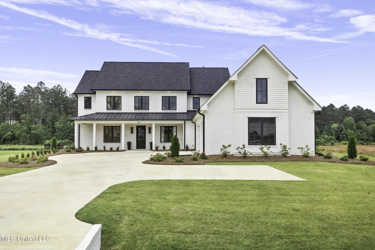 For Sale 166 Westlake Cir, Madison, MS 39110