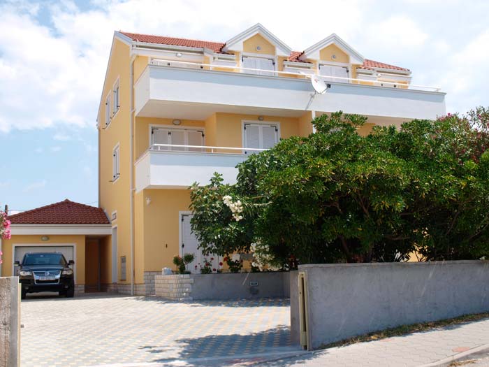 Apartmani Apartmani Pećnik Pag Povljana